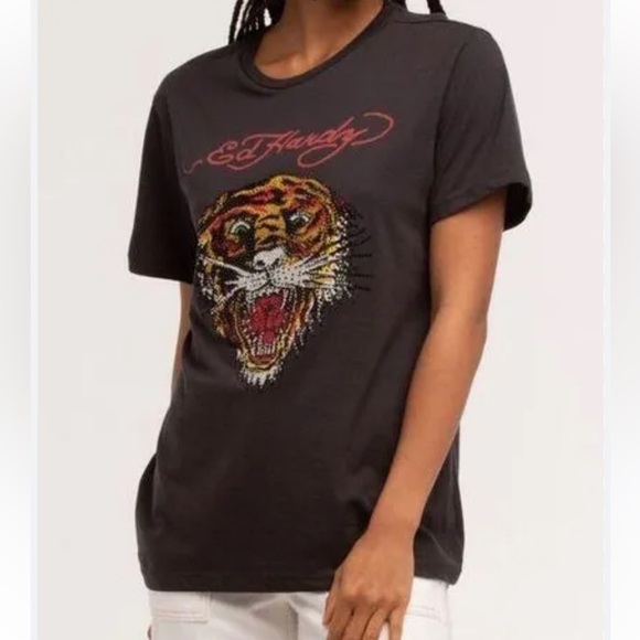Ed Hardy Tiger Head Oversized
Tee. Bedazzled graphic on front size Large - Picture 1 of 5